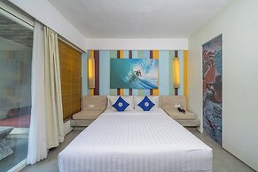 Bliss Surfer Hotel Legian