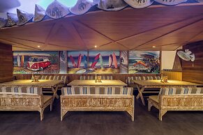 Bliss Surfer Hotel Legian