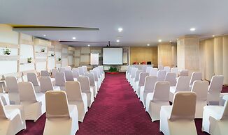 Bliss Surfer Hotel Legian