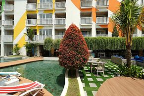 Bliss Surfer Hotel Legian