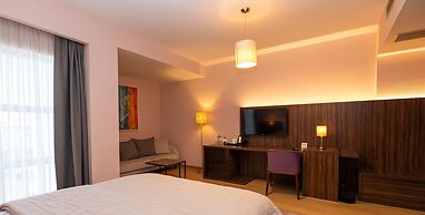 Hotel Sirius