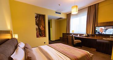 Hotel Sirius