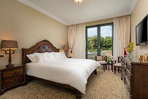 Royal Princess Hotel