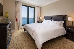 Royal Princess Hotel