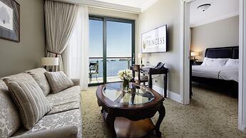 Royal Princess Hotel
