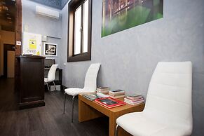 Alhambra Suites