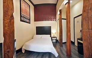 Alhambra Suites