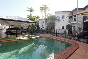 Coffee House Apartment Motel