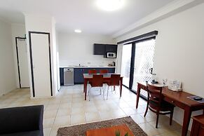 Coffee House Apartment Motel