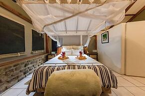 Kunene River Lodge