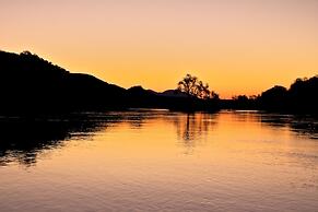 Kunene River Lodge