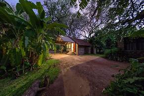Kunene River Lodge