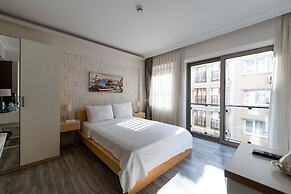 Elanaz Hotel