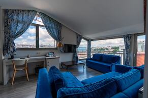 Elanaz Hotel