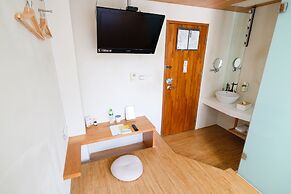 SSS Life Hotel