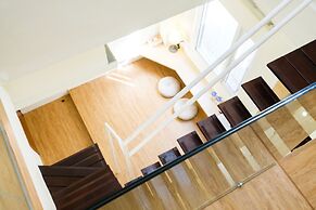 SSS Life Hotel