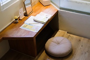 SSS Life Hotel