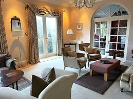 Loch Ness Lodge