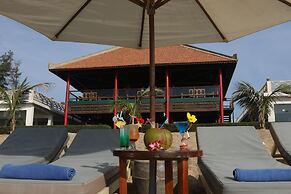 Full Moon Village
