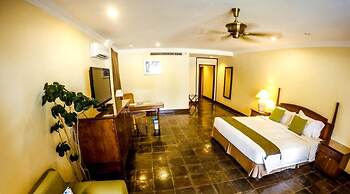 Palm Beach Resort & Spa