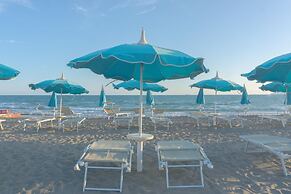 Baron Beach Hotel