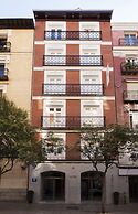 Artrip Hotel