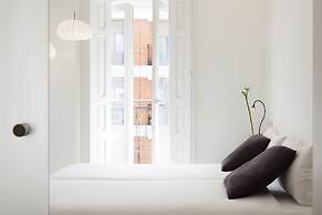 Artrip Hotel