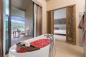 SUNSURI PHUKET, Nai Harn Beach