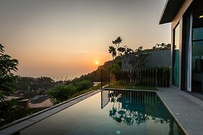 SUNSURI PHUKET, Nai Harn Beach