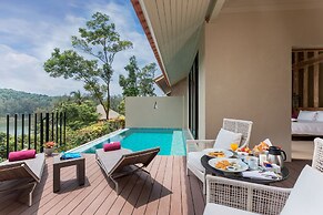 SUNSURI PHUKET, Nai Harn Beach