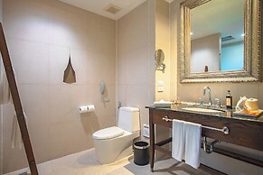 SUNSURI PHUKET, Nai Harn Beach