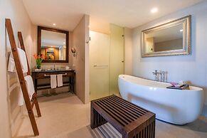 SUNSURI PHUKET, Nai Harn Beach