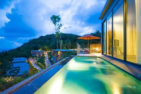 SUNSURI PHUKET, Nai Harn Beach