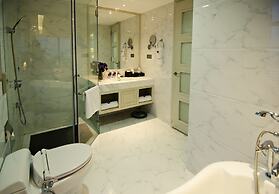 Brilliant Hotel