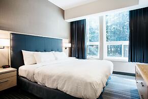 Mountaineer Lodge