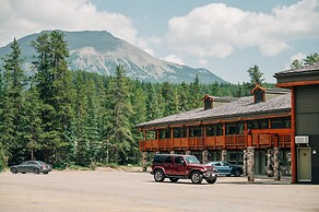 Mountaineer Lodge