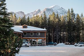 Mountaineer Lodge