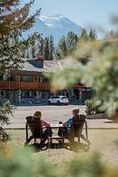 Mountaineer Lodge