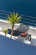 Porto Fira Suites