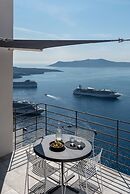 Porto Fira Suites