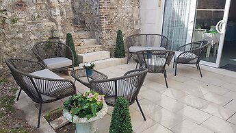 Hotel de la Tour