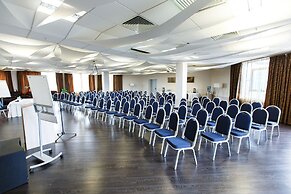 SkyPoint Sheremetyevo Hotel