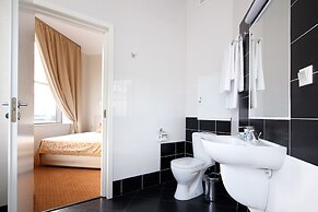 SkyPoint Sheremetyevo Hotel