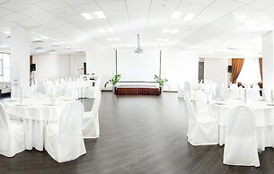 SkyPoint Sheremetyevo Hotel
