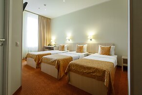 SkyPoint Sheremetyevo Hotel