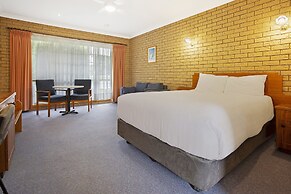 Manifold Motor Inn