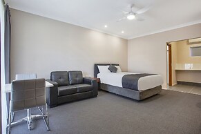 Manifold Motor Inn