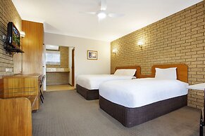Manifold Motor Inn