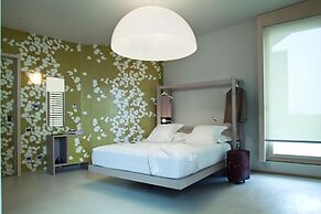 NU Hotel