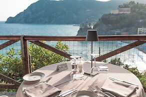 Hotel Porto Roca